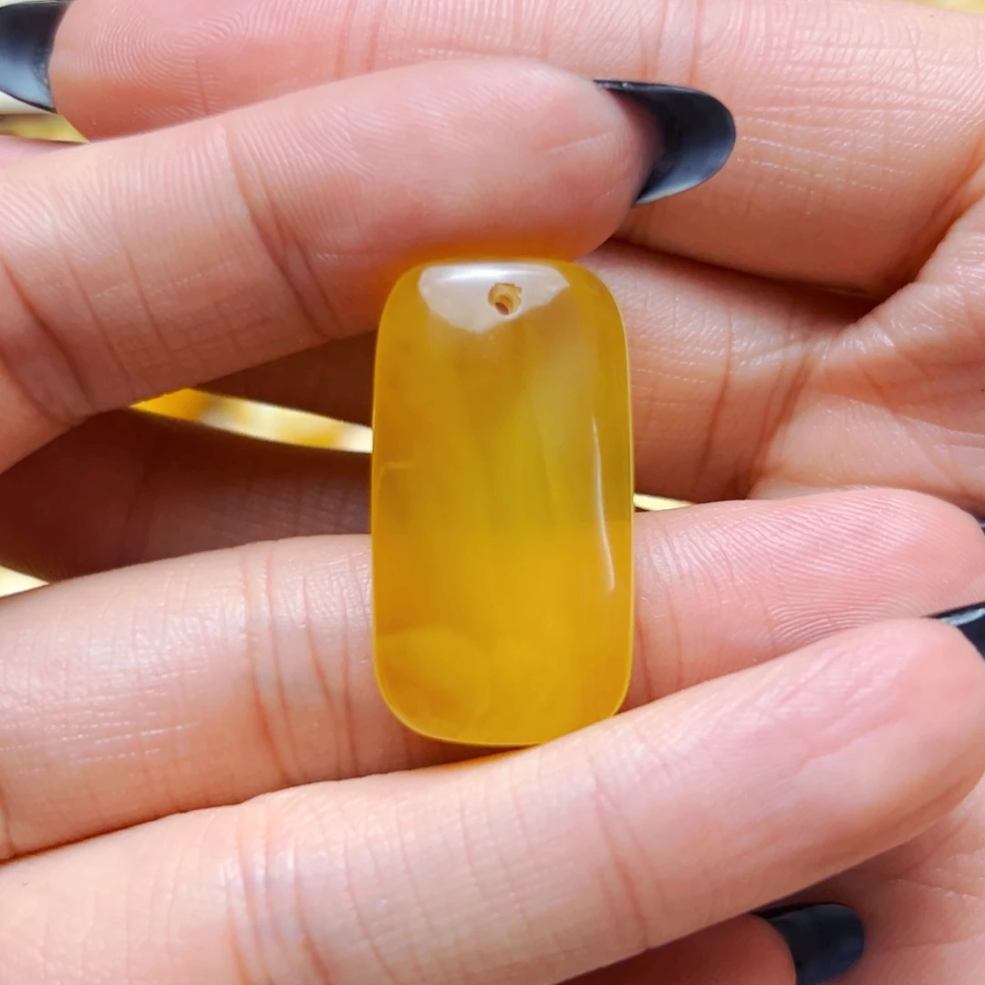 未镶嵌蜜蜡裸石17mm福利无事牌