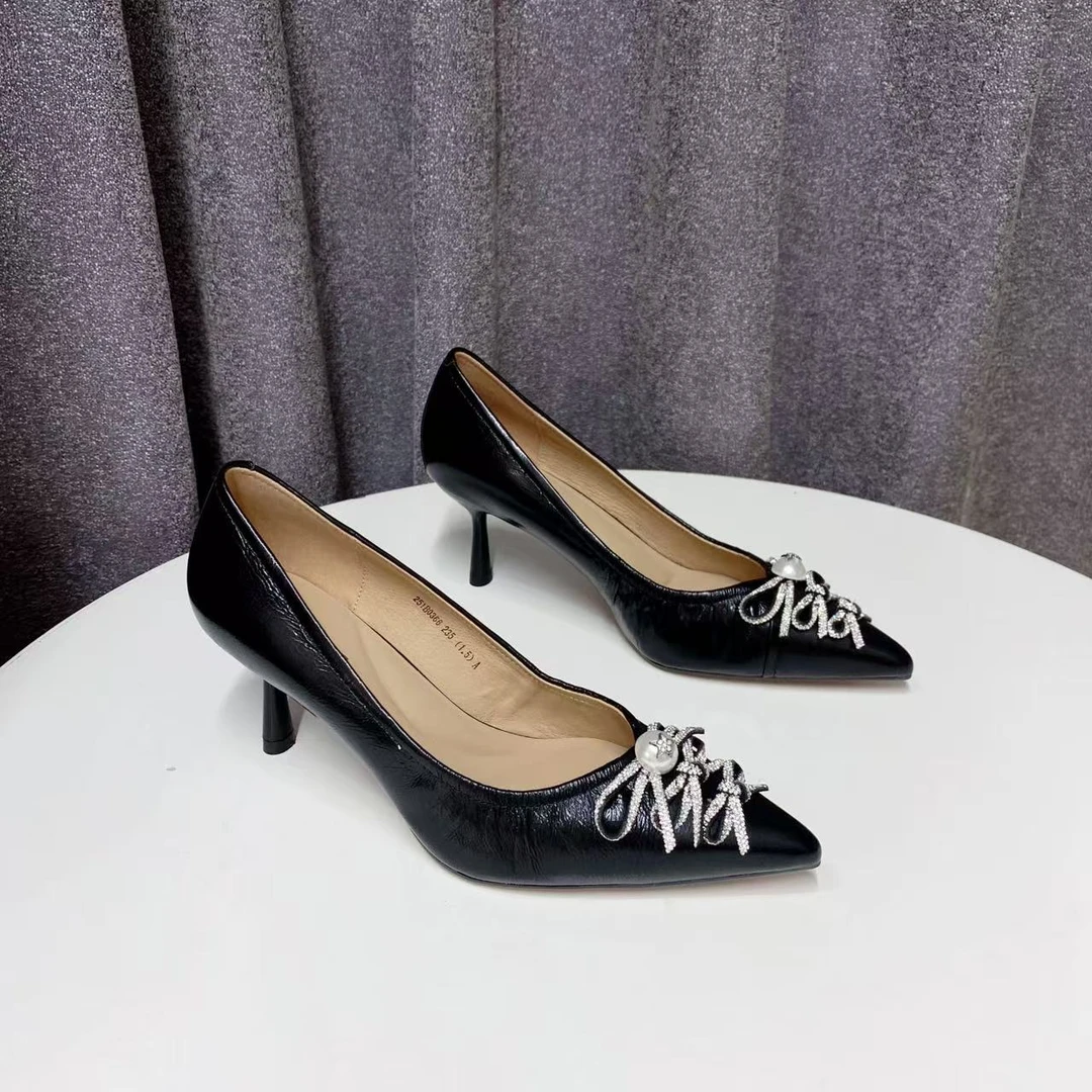 C6861    黑色 高端尖头2025新款气质女浅口单鞋