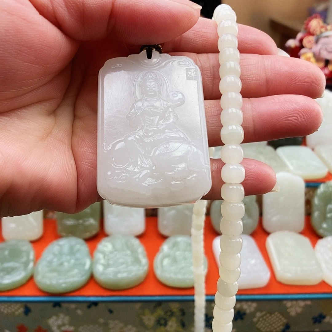 颈饰未镶嵌和田玉任*行