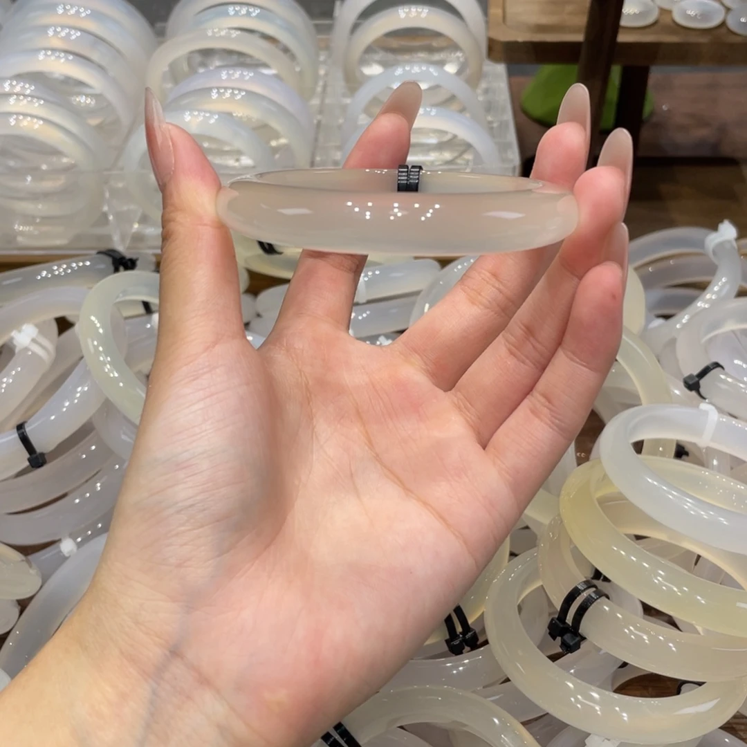 手镯玛瑙/玉髓未镶嵌60圈，432