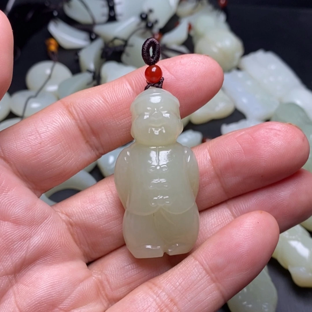 【闪购商品】颈饰未镶嵌和田玉（糖玉）中***当