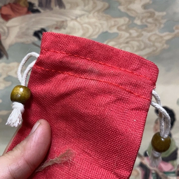 织绣哈哈哈哈哈吃吧