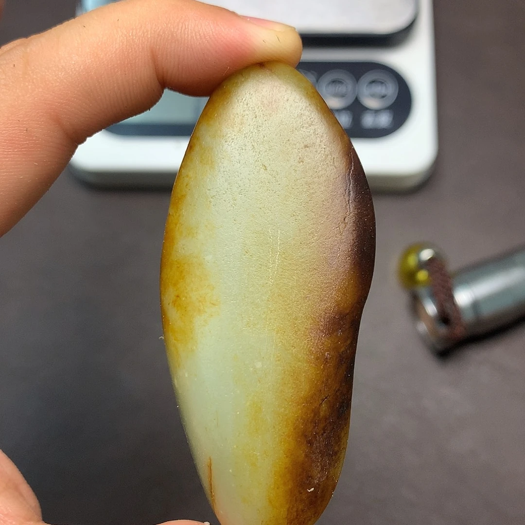 和田玉（糖玉）未镶嵌挂件
