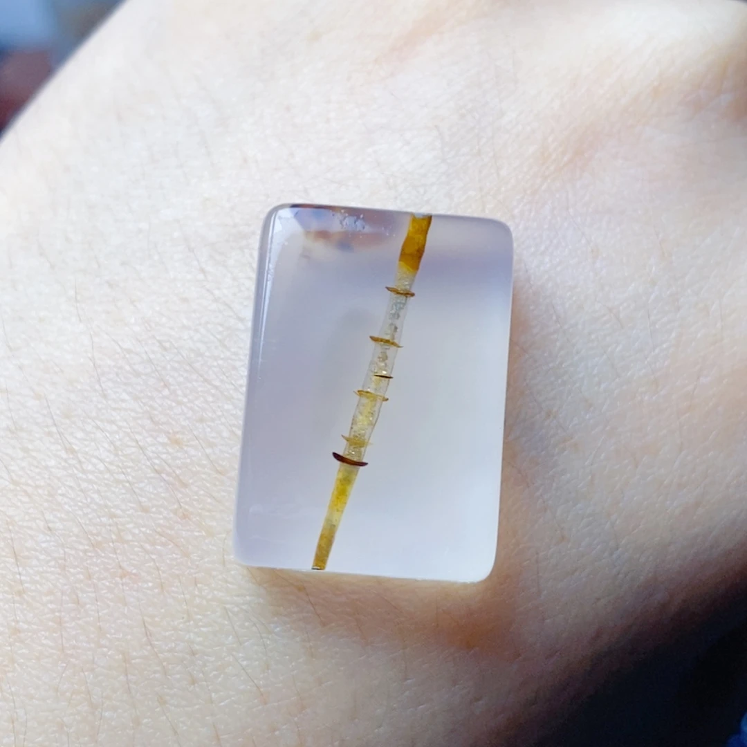 玛瑙/玉髓未镶嵌珠宝奇石