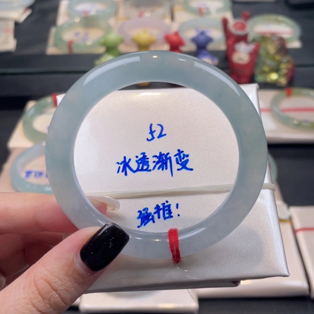 荼***开翡翠未镶嵌手镯翡翠手镯