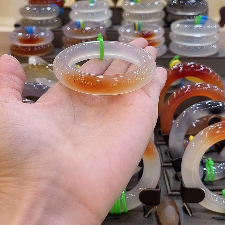 玛瑙/玉髓未镶嵌手镯19