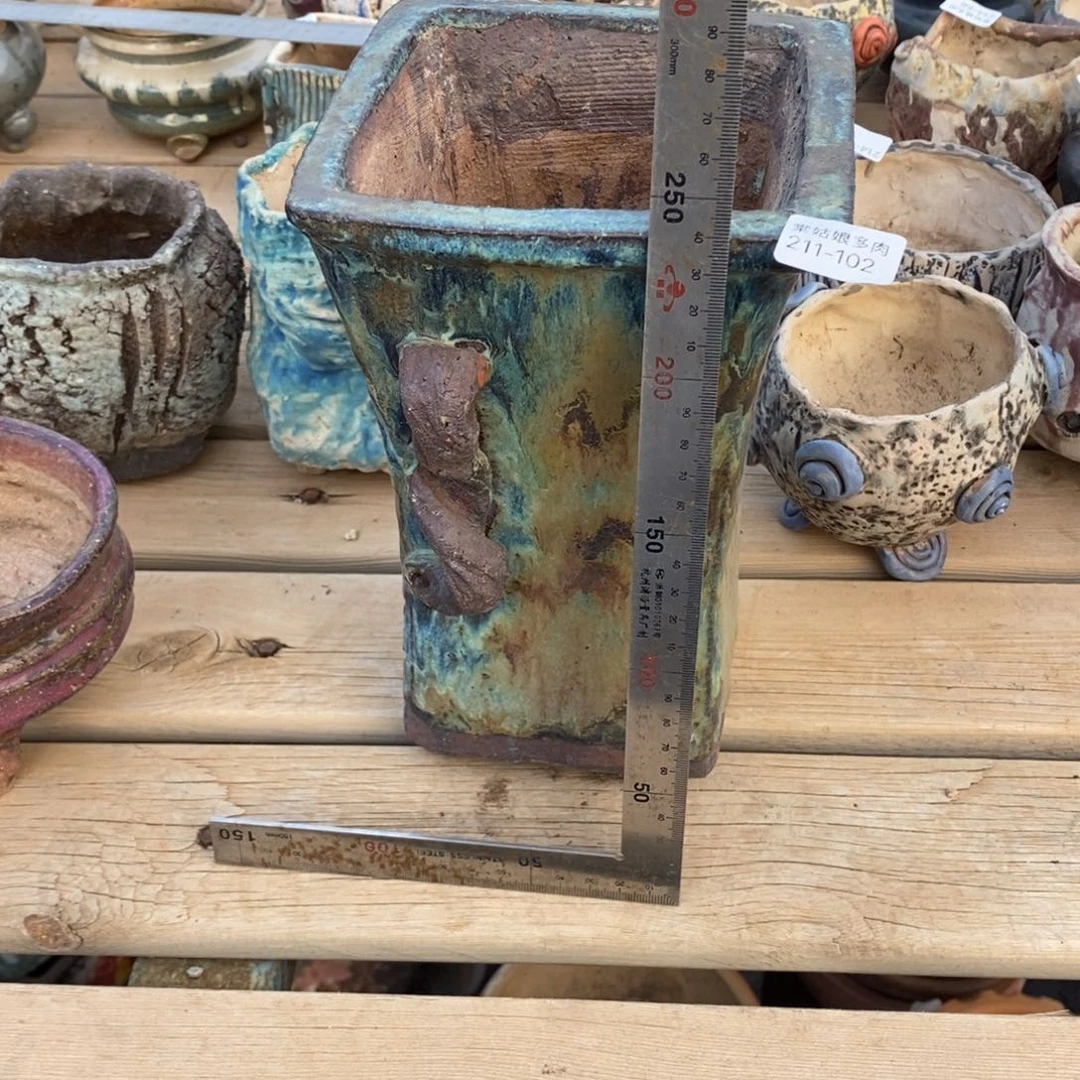 红陶小*102号多肉盆一个呀