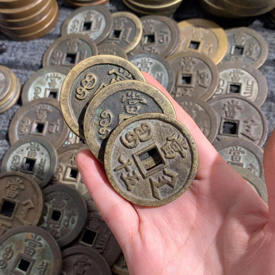 铜阿****)花钱手工翻砂铸造现代工艺品