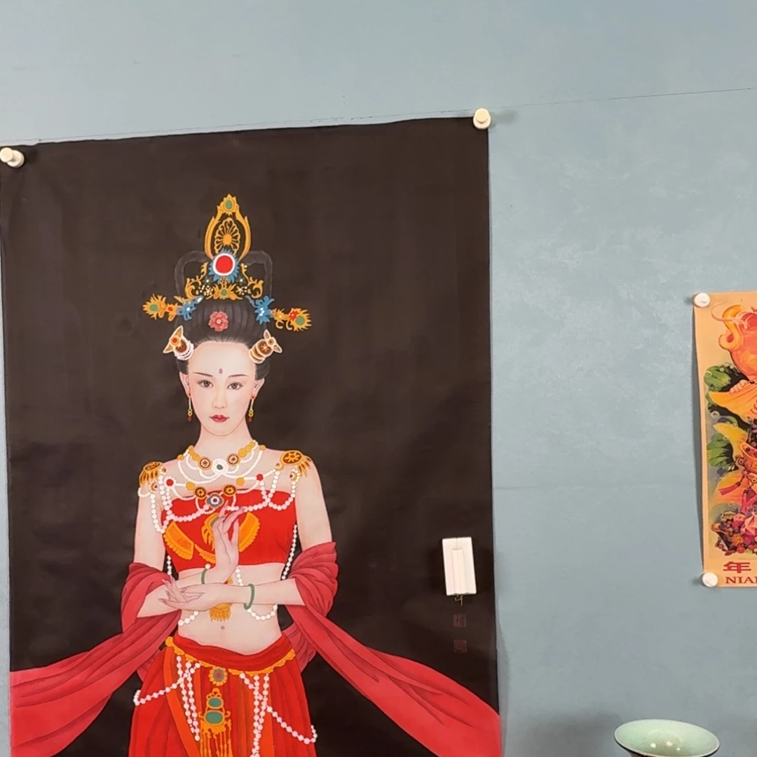 年画花瓶等装饰品