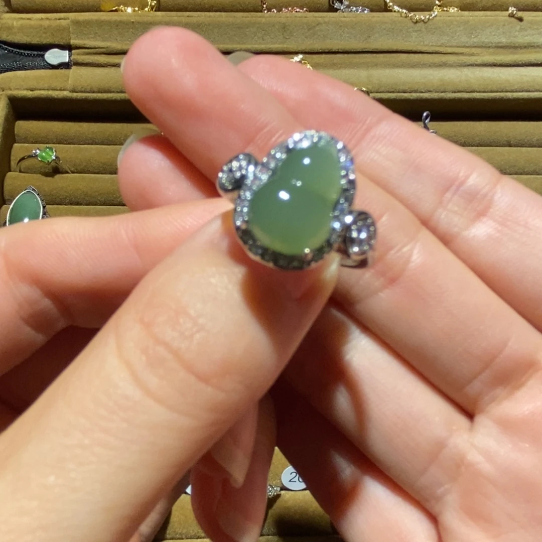 和田玉未镶嵌戒指