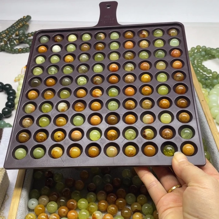 蛇纹石玉散珠100个未镶嵌清**莱