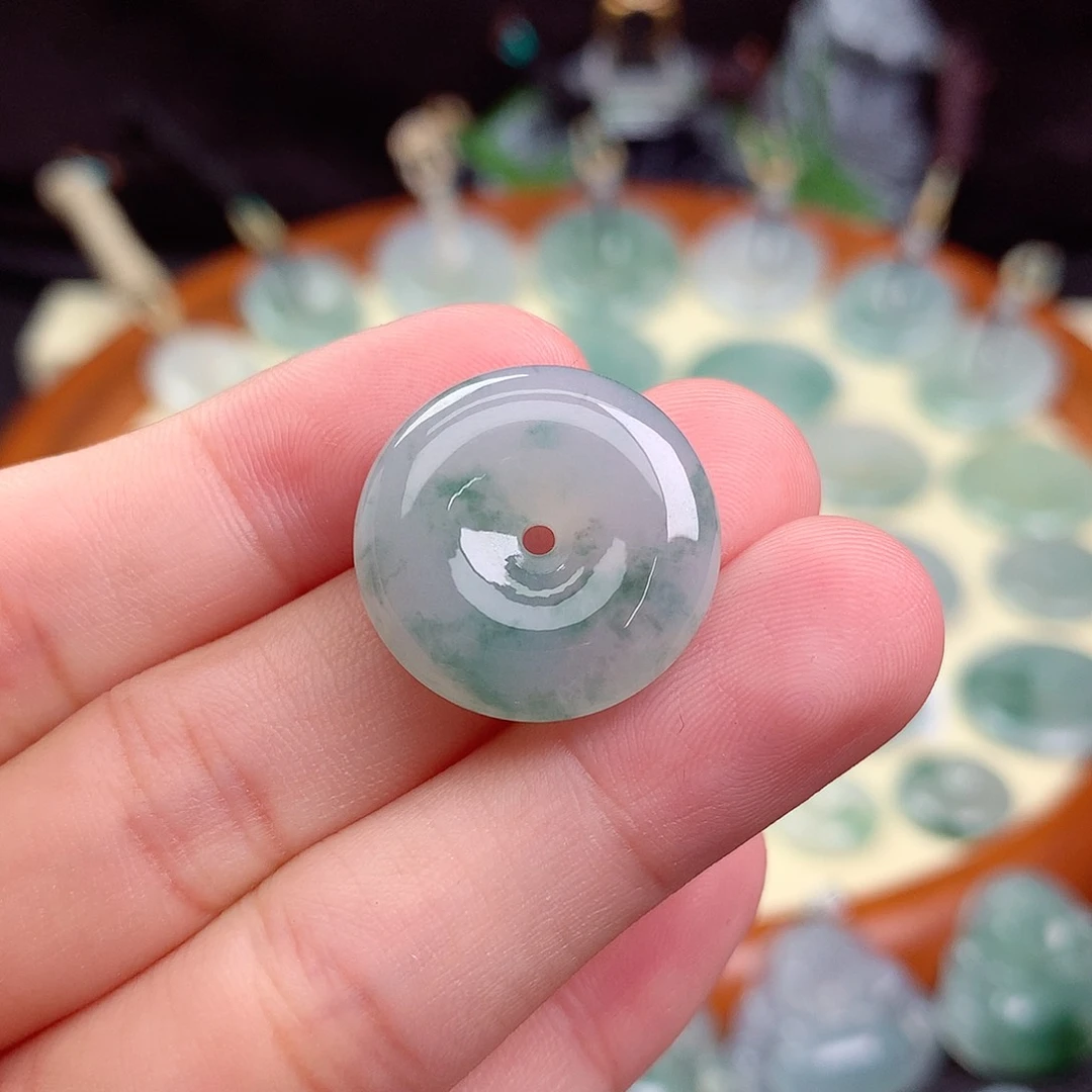 翡翠未镶嵌颈饰平安扣20×5.6