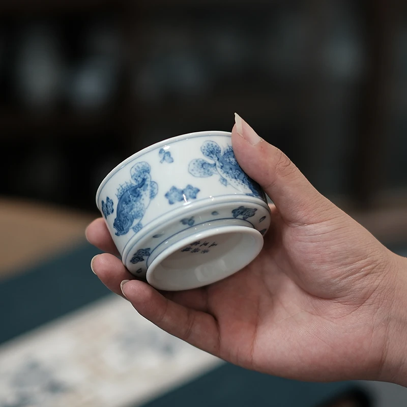 五里雾景德镇纯手工鱼纹杯手绘青花主人杯仿明代敬茶碗功夫茶具