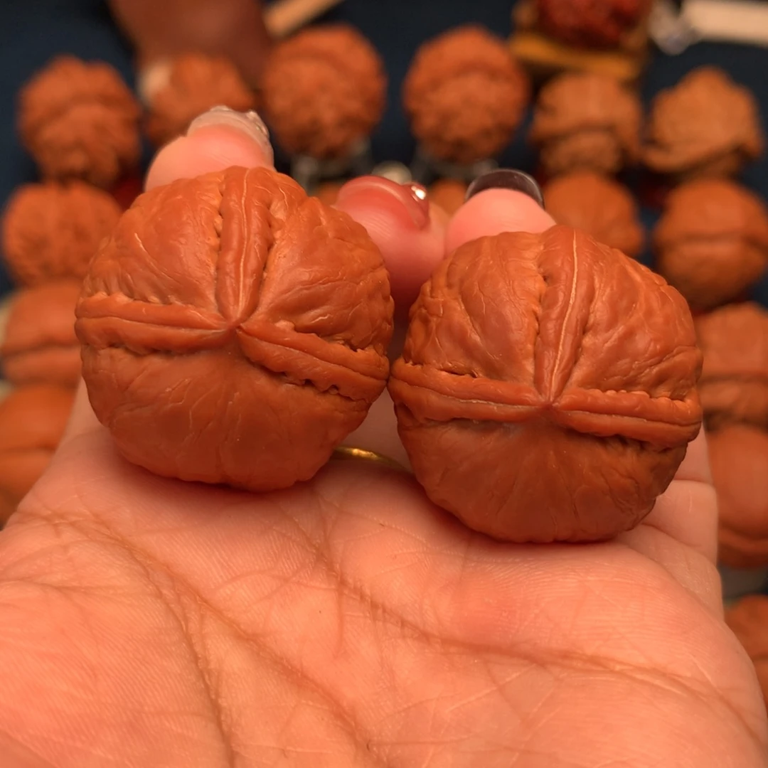 把件文玩核桃球形丁奔