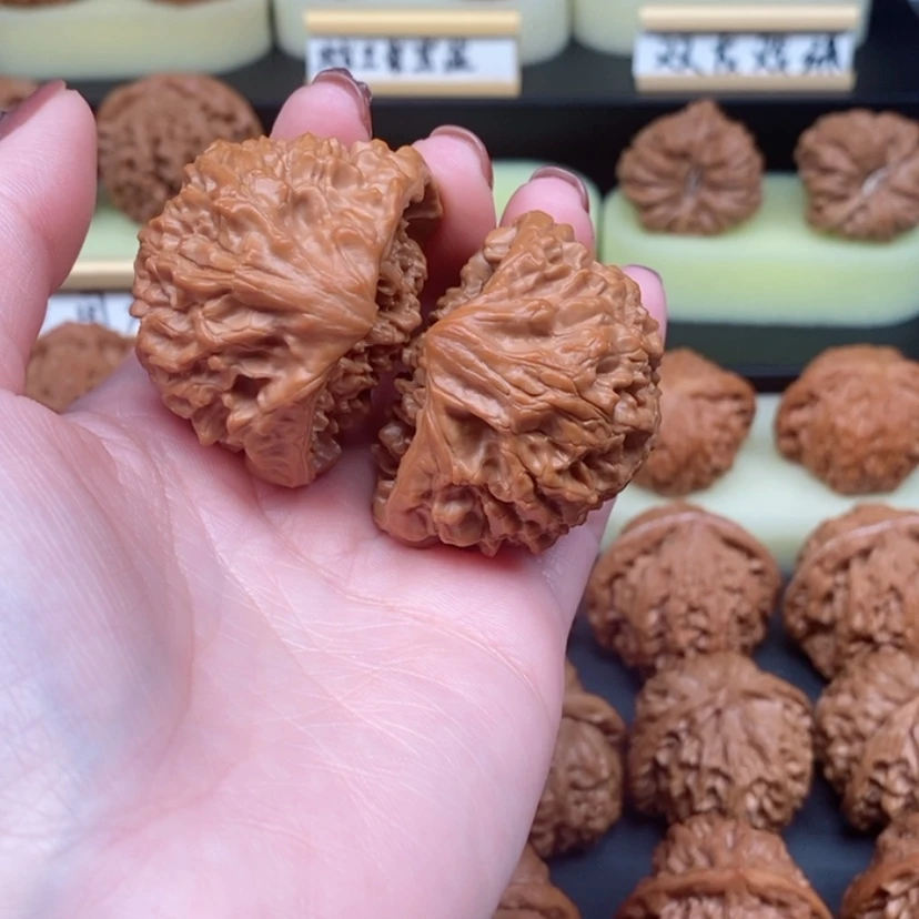 【闪购商品】文玩核桃吊坠果*蛇王