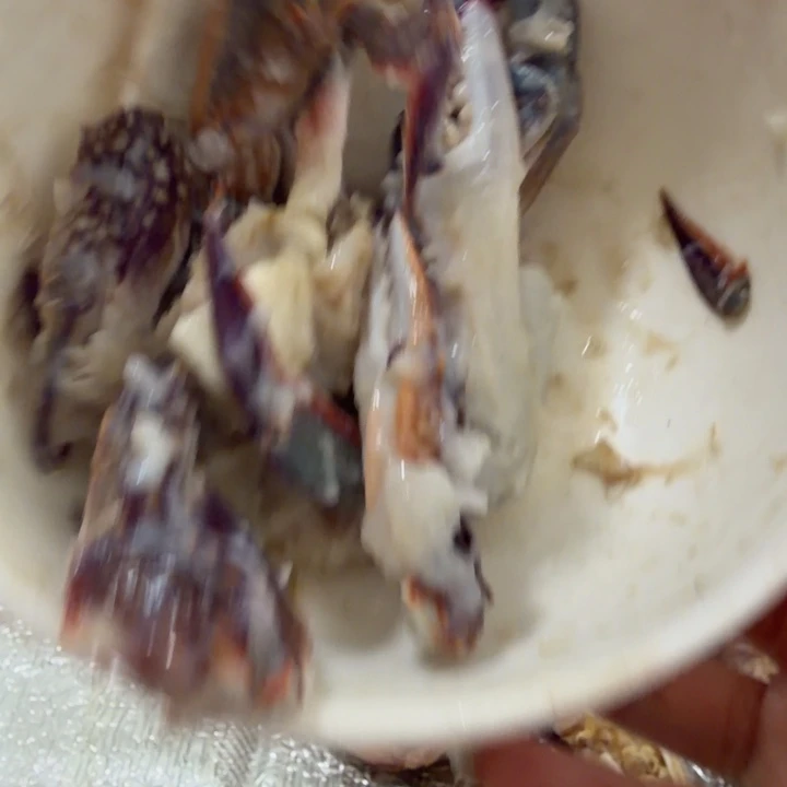 中国大陆螃蟹酱一桶3斤