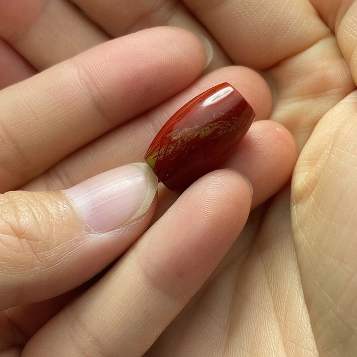 南红玛瑙桶珠20.8*12.6多样性发1未镶嵌