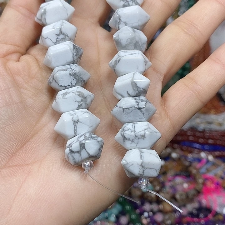 玛瑙/玉髓未镶嵌珠宝半成品天然白松双尖卡17mm20颗