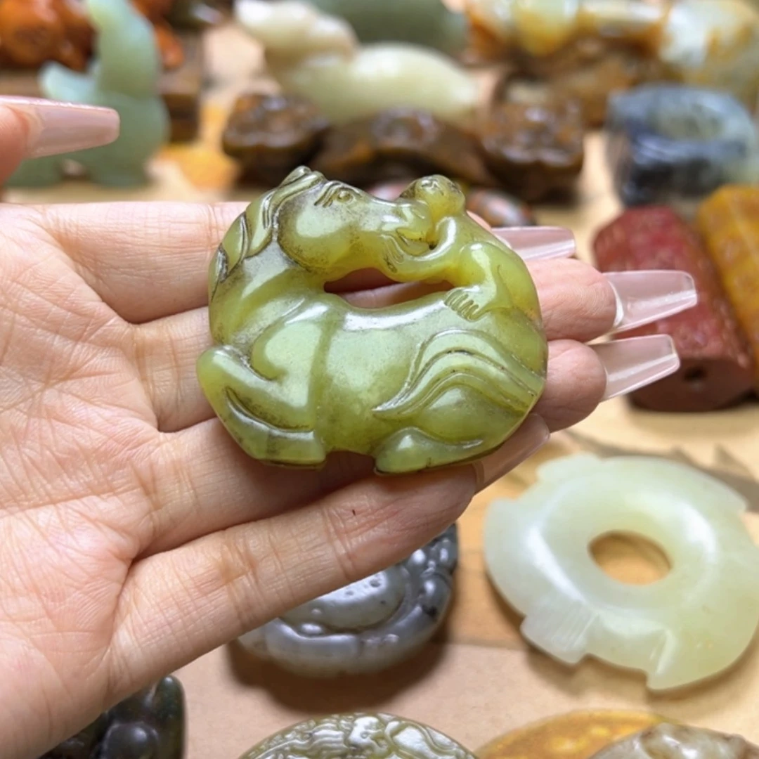 【闪购商品】蛇纹石玉颈饰未镶嵌