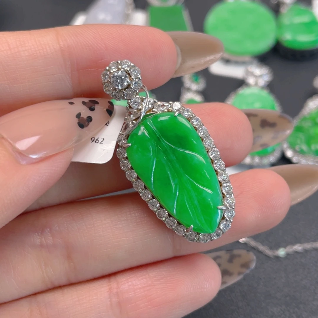 翡翠银S925镶嵌吊坠(不含链)