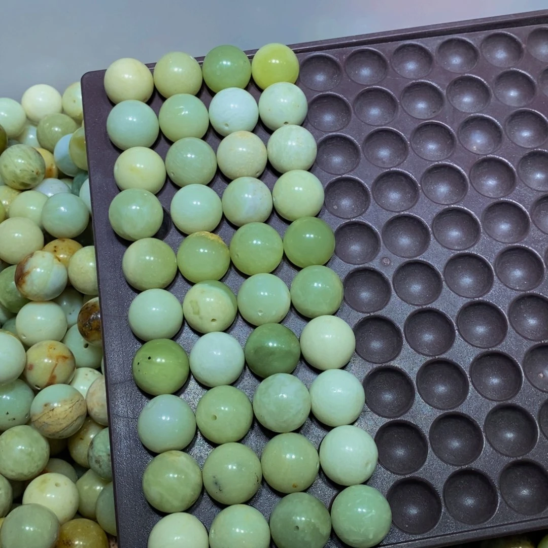 蛇纹石玉未镶嵌毛衣链108