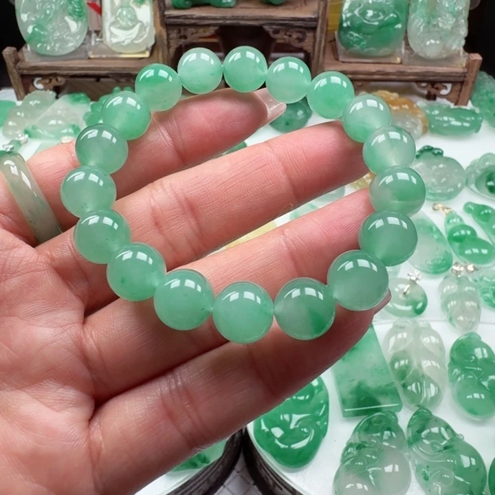 石英质玉未镶嵌颈饰春**月