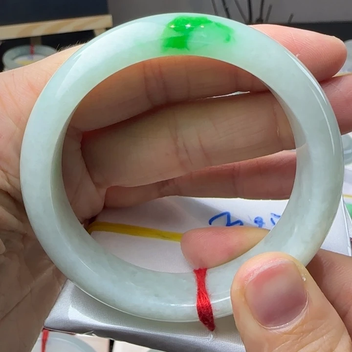 未镶嵌手镯翡翠翡翠手镯