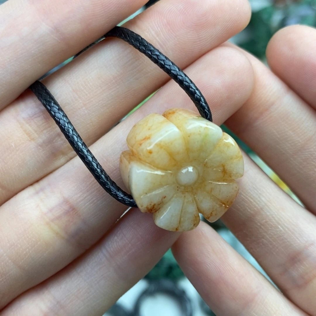 颈饰未镶嵌翡翠吊坠