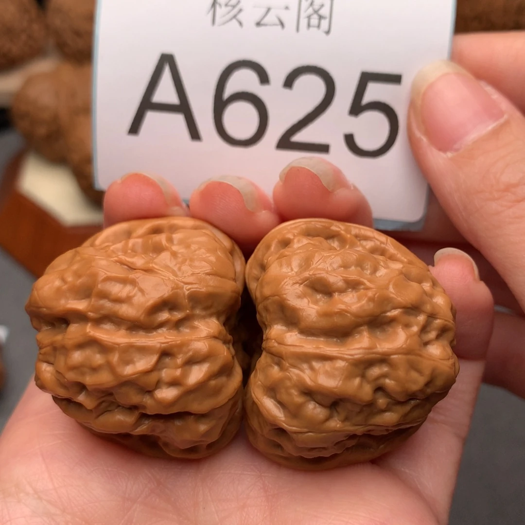 文玩核桃把件36+蛤蟆头