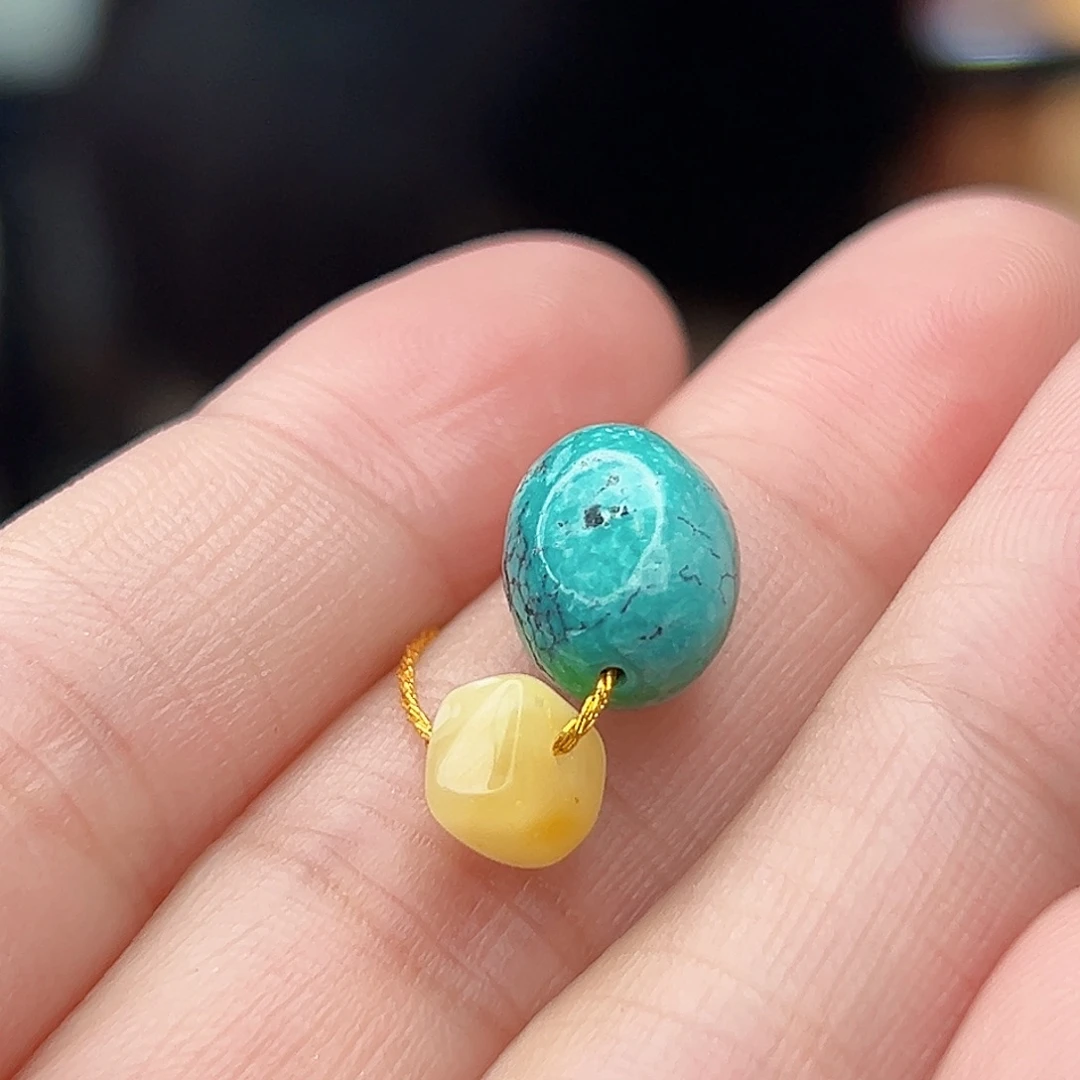 蜜蜡未镶嵌珠宝奇石