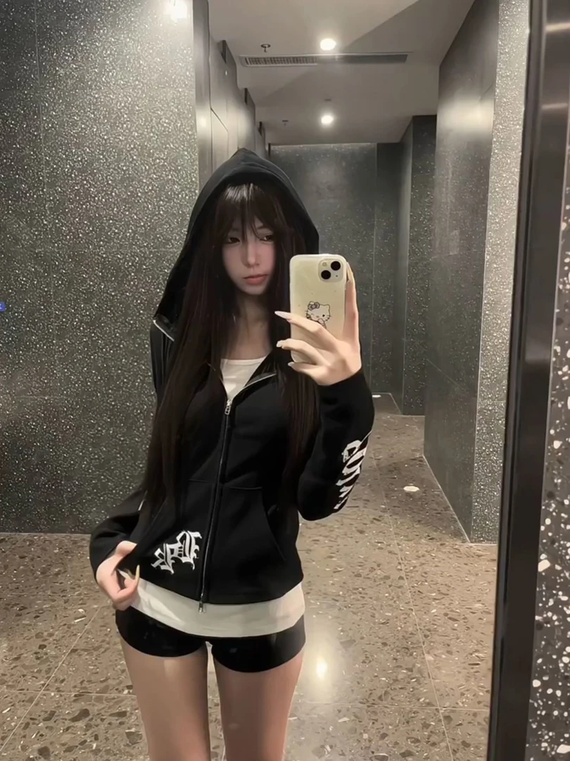 美式复古印花连帽卫衣女秋季2025新款修身甜辣妹开衫短款上衣潮