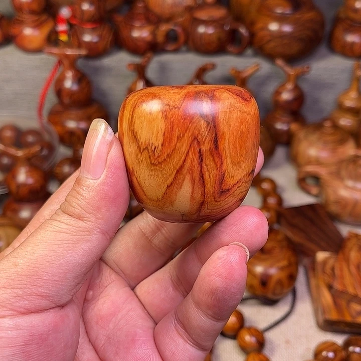 黄花梨/降香黄檀海南黄花梨油梨工艺品