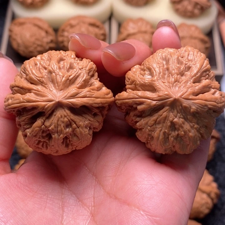 文玩核桃把件精品球筋42