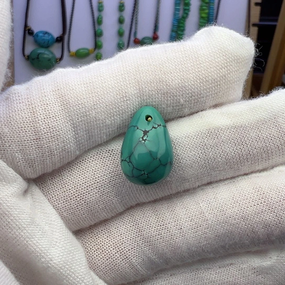 菜籽绿吊坠10.5mm兰