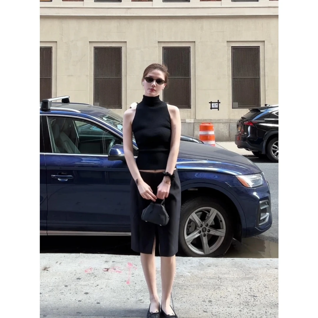 MARIE.COCO法式简约风高领修身显瘦半高领上衣开叉包臀裙黑色套装