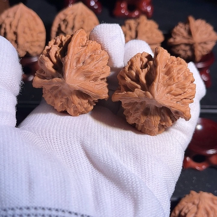 文玩核桃吊坠43官帽