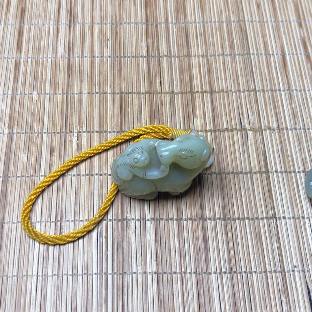 未镶嵌和田玉把件