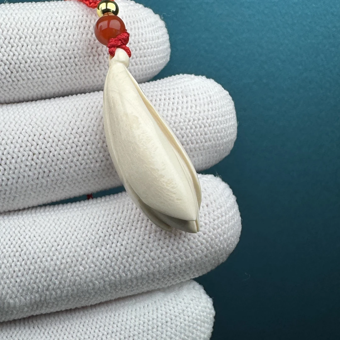 D8212天然猛犸牙 雕刻玉兰花13*32.5mm支持鉴定 假一罚四