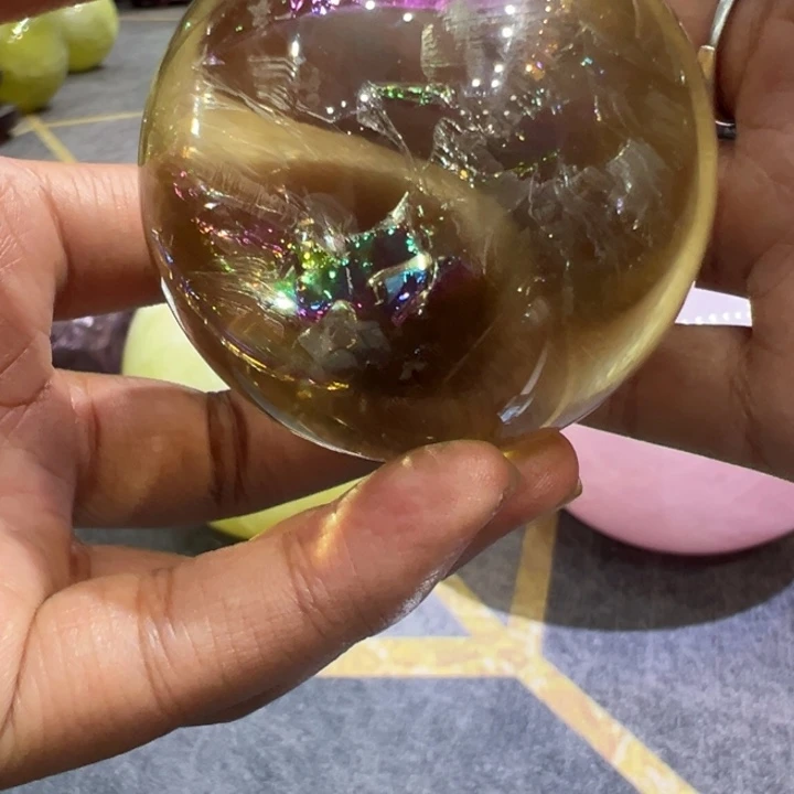 未镶嵌水晶大型摆件（非配饰）