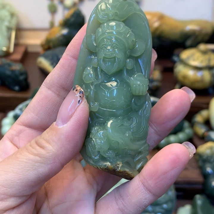 岫岩河磨玉（透闪石质玉）未镶嵌把件