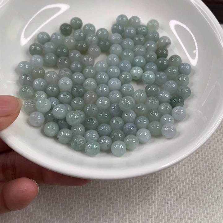 翡翠散珠翡翠散珠卡7。 50颗