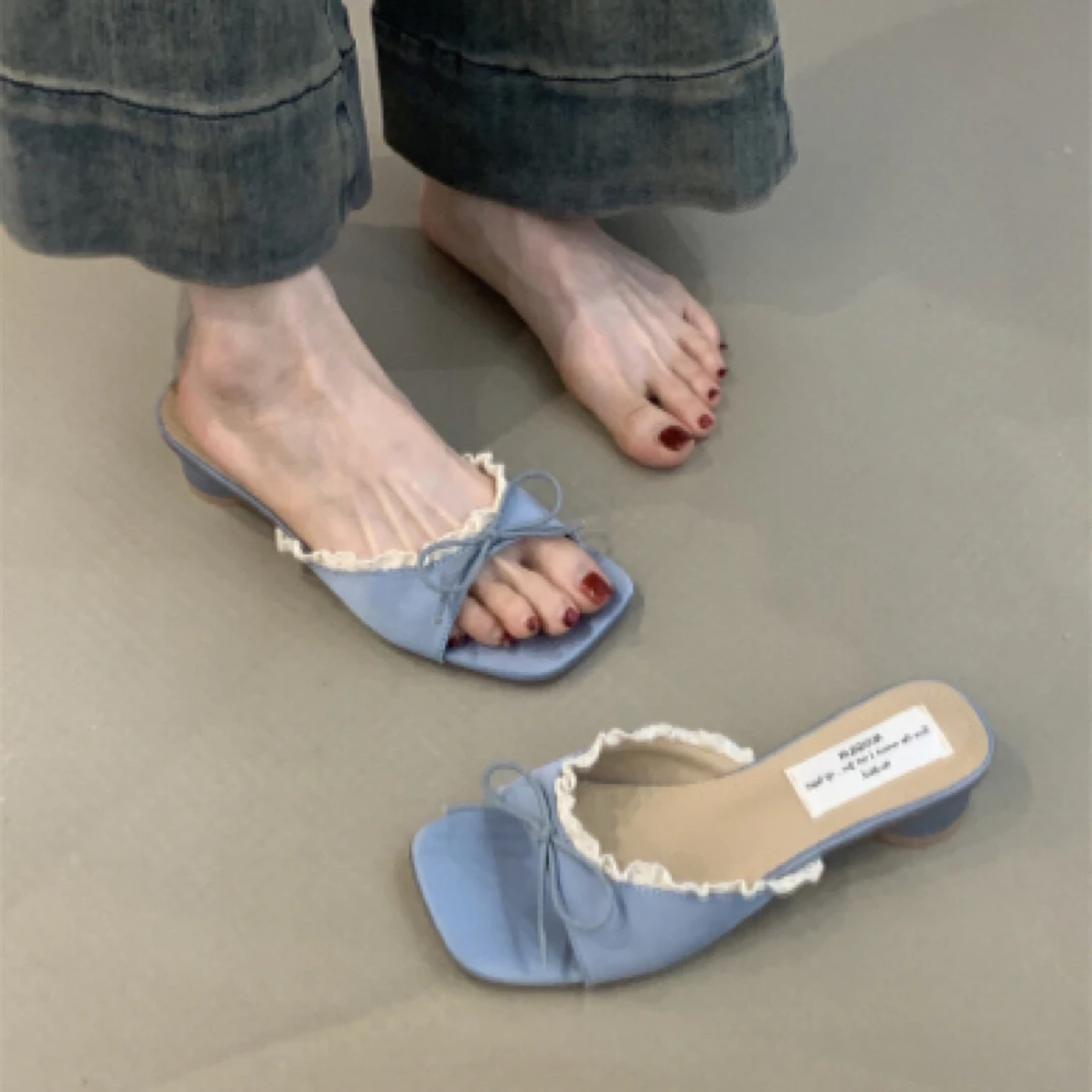 1068-9 温柔仙女凉拖鞋法式甜美优雅蕾丝蝴蝶结绸面露趾一字凉鞋