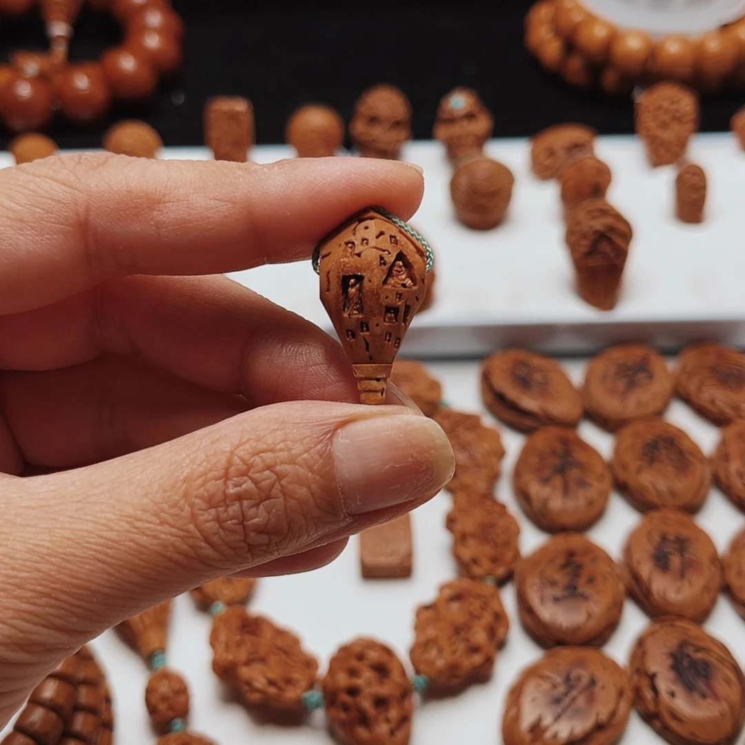 核桃手串/手链玖****宝桃核手工制作工艺