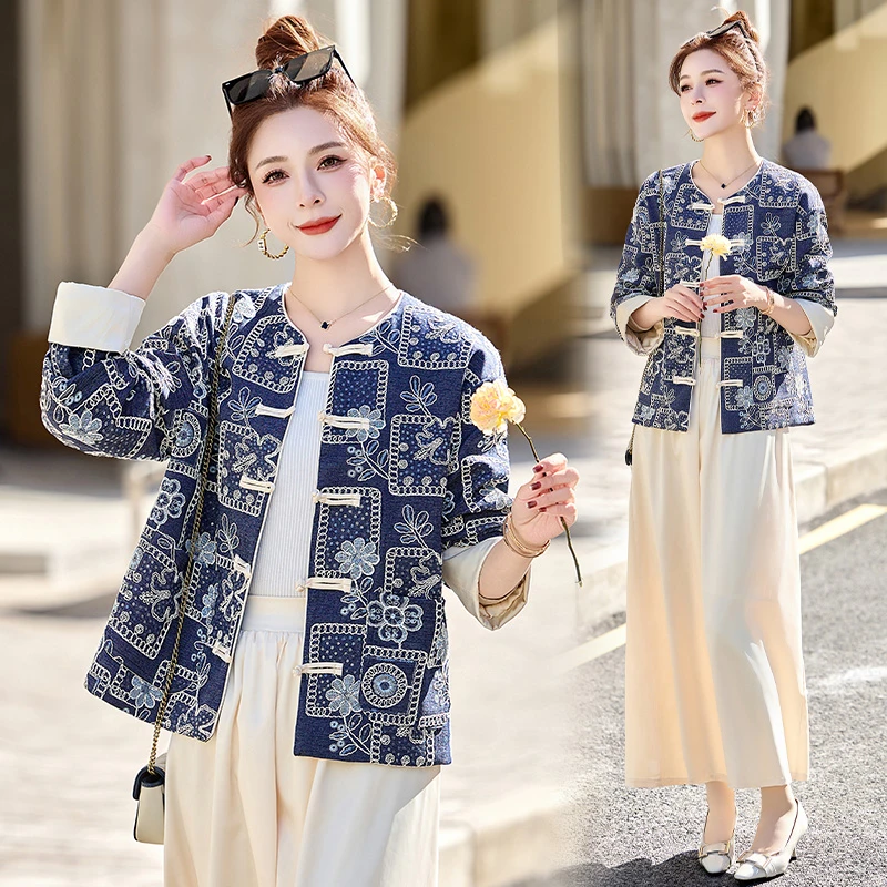 新中式盘扣刺绣外套女短款2025春季新款时尚百搭圆领开衫国风上衣