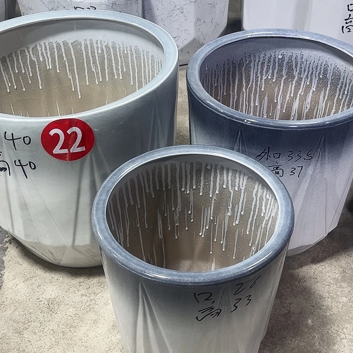 陶瓷花盆一套三个