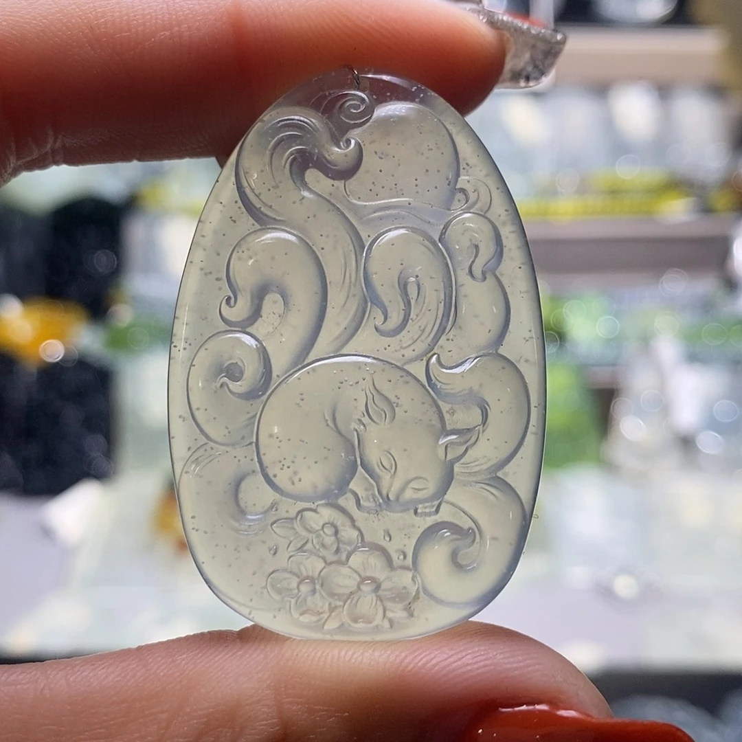 蛇纹石玉颈饰未镶嵌小****常，