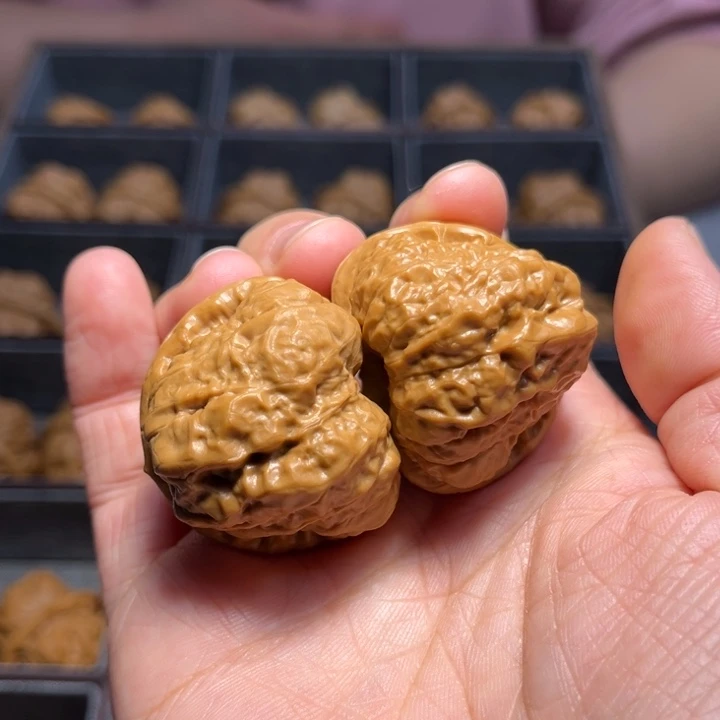 文玩核桃把件蛤蟆8273