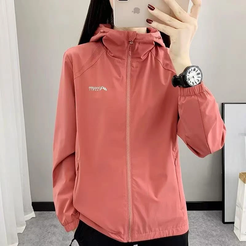 春秋季网纱内里双层连帽女款运动风衣旅游休闲防风防晒登山外套