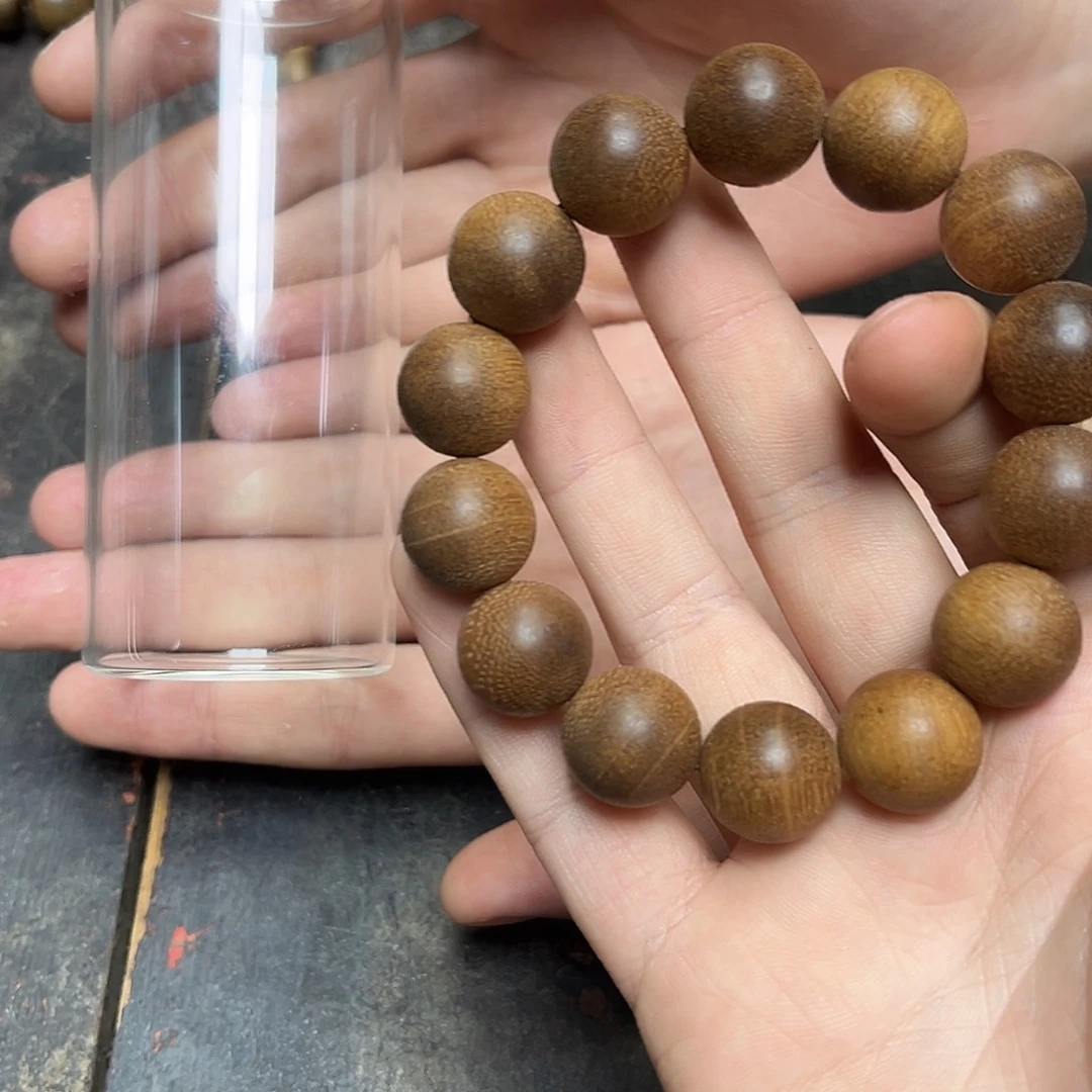 大叶紫檀（黑酸枝木类）