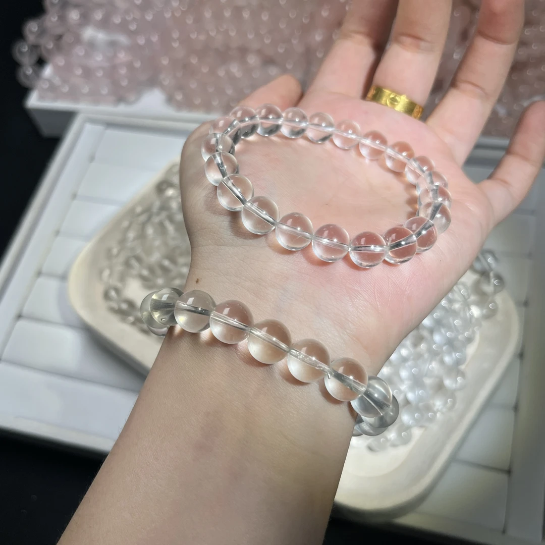 天然冰透体白水晶手串 单A级 带一点天然生长纹